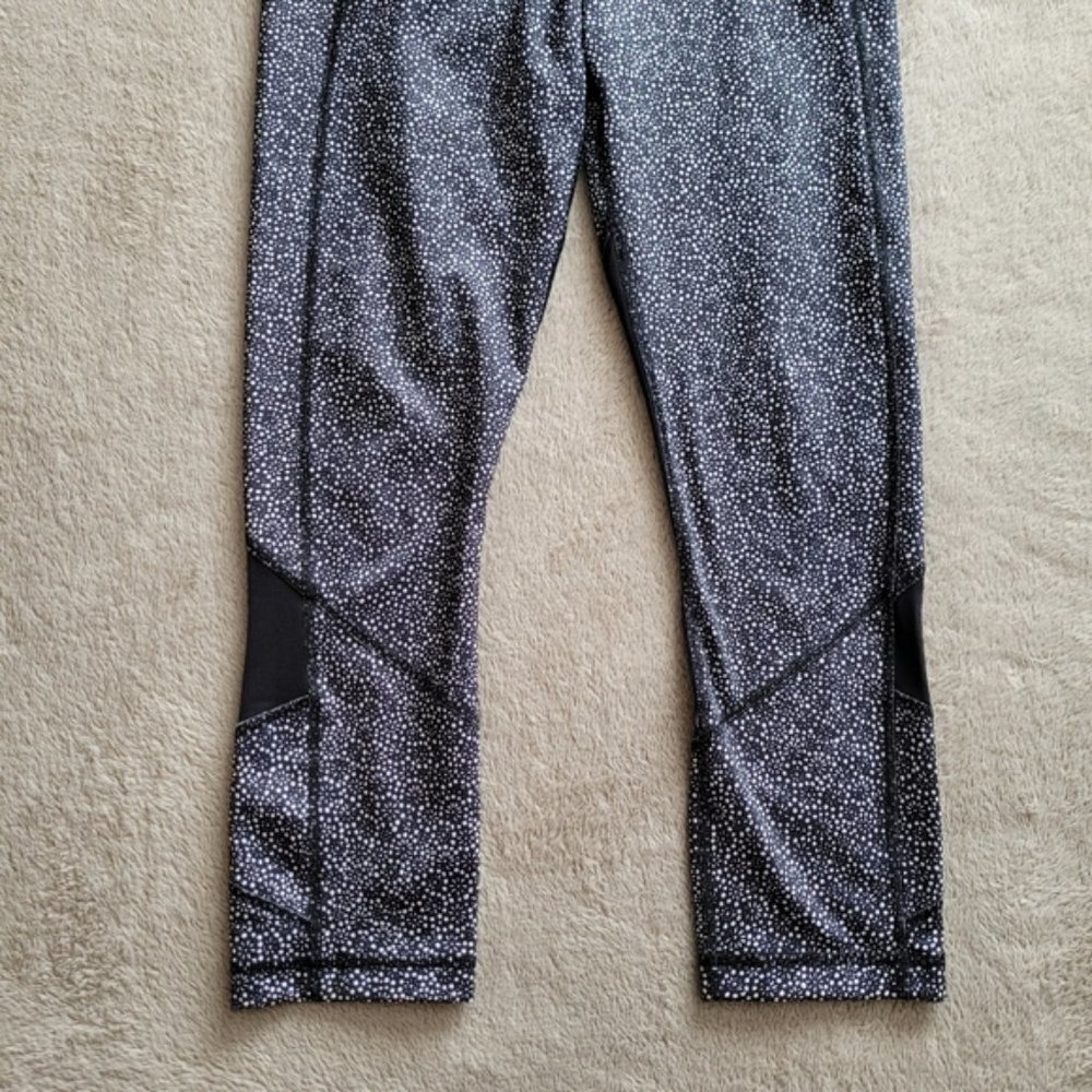 Lululemon Pace Rival Crop Freckle Flower Black White/Black size 4 - Picture 5 of 15